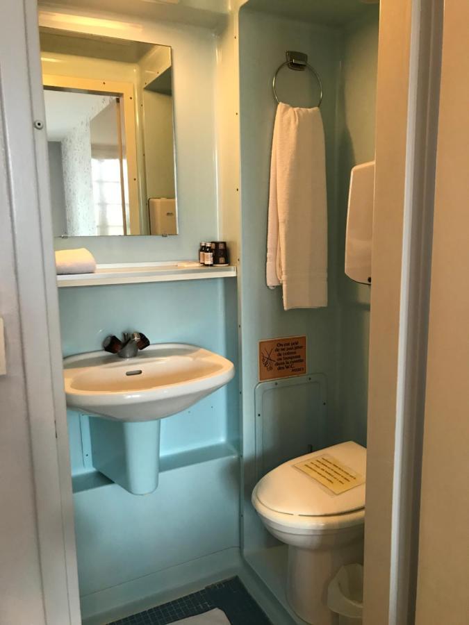 Hotel Logis Le Cheval Blanc Saint-Just  Zewnętrze zdjęcie